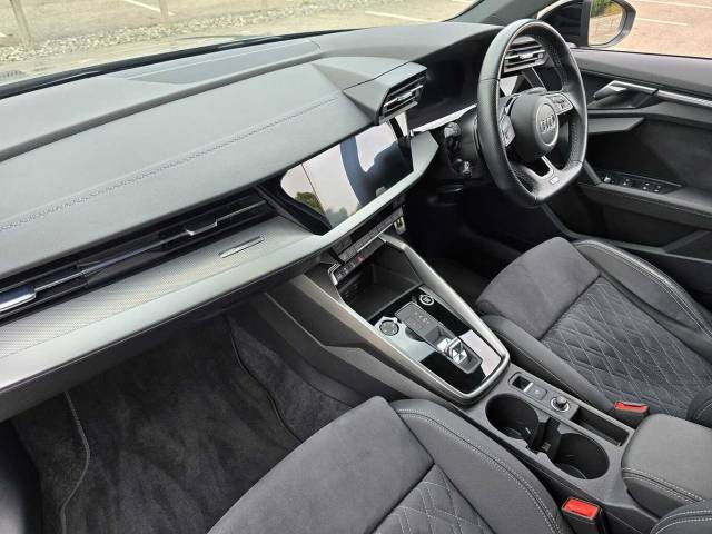 2022 Audi A3 Sportback 1.5 Edition 1 35 TFSI  150 PS S tronic