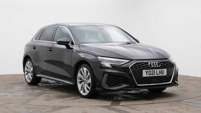 Audi A3 Sportback 1.4 S line 40 TFSI e  204 PS S tronic Hatchback Hybrid Mythos Black Metallic