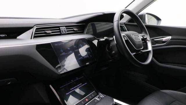 2022 Audi E-tron Technik 50 quattro 230,00 kW