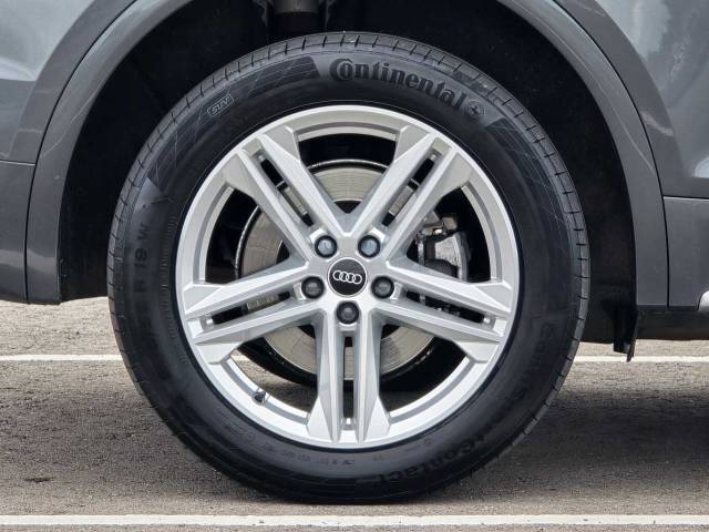 2023 Audi Q5 Sportback 2.0 S line 45 TFSI quattro 265 PS S tronic