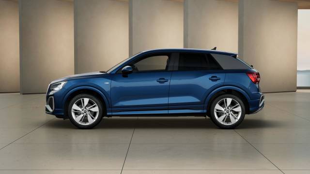 Audi Q2 AUDI Q2 S line 30 TFSI 116 PS 6-speed