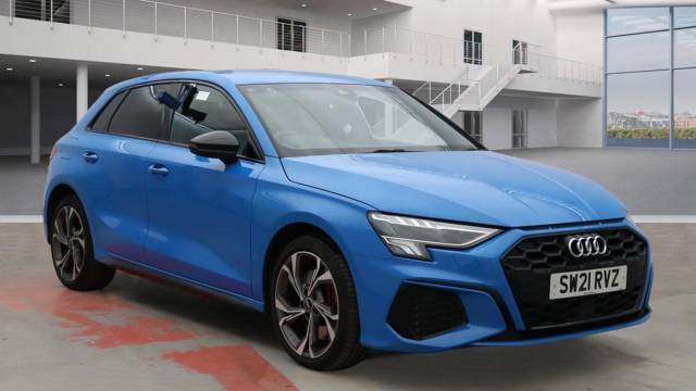 Audi A3 Sportback 1.4 S line Competition 45 TFSI e  245 PS S tronic Hatchback Hybrid Turbo Blue