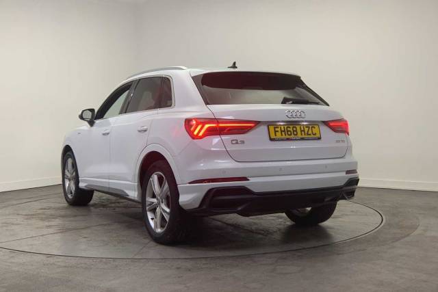 2019 Audi Q3 2.0 S line 35 TDI  150 PS S tronic