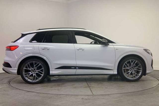2021 Audi Q4 e-tron Q4  Edition 1 40 e-tron  150,00 kW