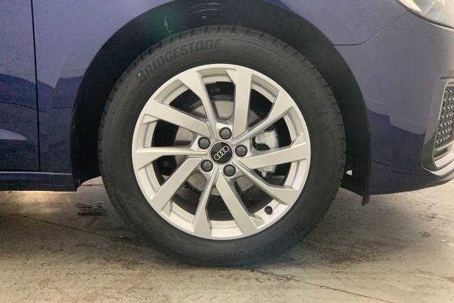 2024 Audi A1 Sportback 1.0 Sport 25 TFSI  95 PS 5-speed