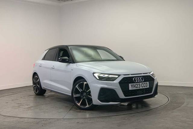 Audi A1 Sportback 1.0 Black Edition 30 TFSI  110 PS S tronic Hatchback Petrol Glacier White Metallic