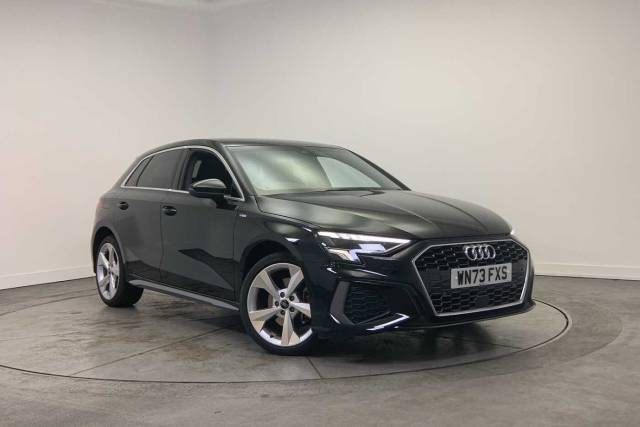 Audi A3 Sportback 1.4 (O) S line 40 TFSI e  204 PS S tronic Hatchback Hybrid Mythos black, metallic
