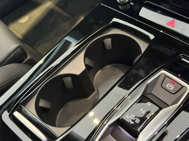 2025 Audi Q6 e-tron AUDI Q6 SUV Sport e-tron performance 225,00 kW