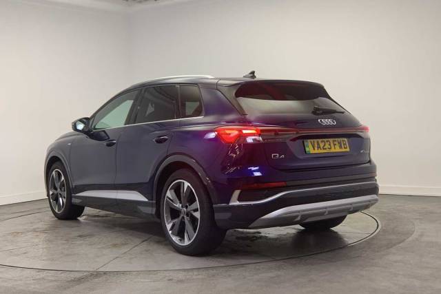 2023 Audi Q4 e-tron Q4  S line 40 e-tron  150,00 kW