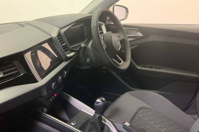2024 Audi A1 Sportback 1.0 Sport 25 TFSI  95 PS 5-speed