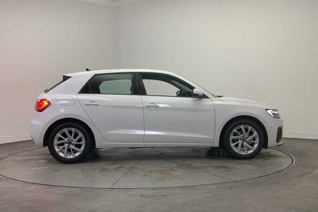 2024 Audi A1 Sportback 1.0 Sport 25 TFSI  95 PS 5-speed