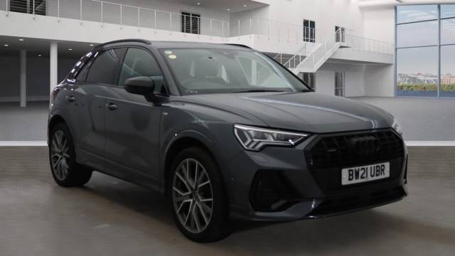 Audi Q3 2.0 Vorsprung 40 TFSI quattro 190 PS S tronic 4x4 vehicle Petrol Daytona Grey Pearlescent