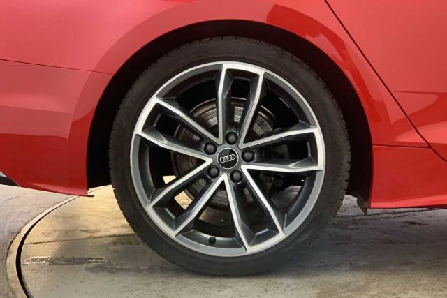 2024 Audi A5 Sportback 2.0 S line 40 TFSI  204 PS S tronic