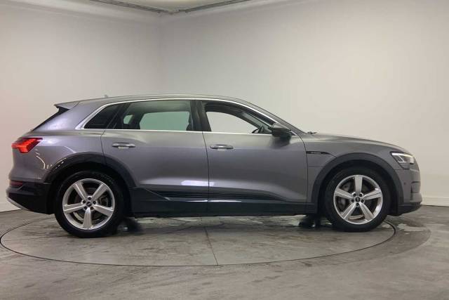 2021 Audi E-tron Technik 50 quattro 230,00 kW