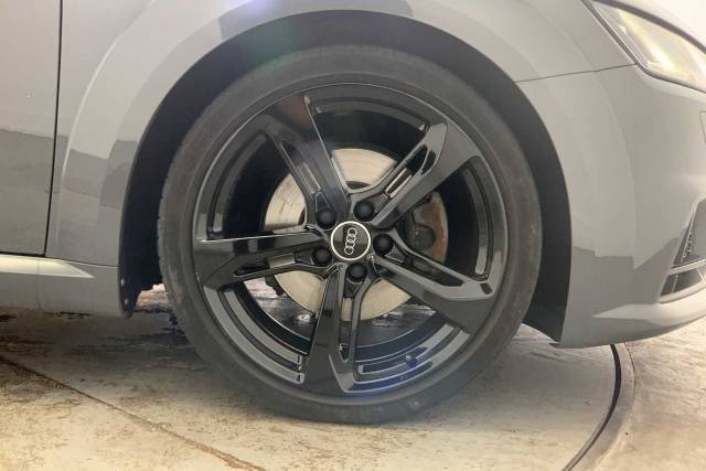 2017 Audi TT Coup- Black Edition 2.0 TFSI quattro 230 PS S tronic