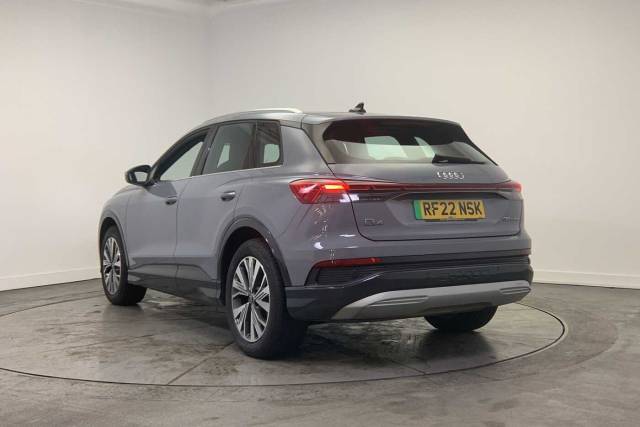 2022 Audi Q4 e-tron Q4  Sport 35 e-tron  125,00 kW