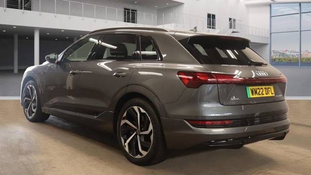 2022 Audi E-tron Black Edition 50 quattro 230,00 kW
