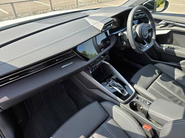 2024 Audi A3 Sportback 1.5 Black Edition 35 TFSI  150 PS S tronic