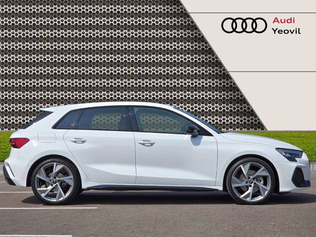 2024 Audi A3 Sportback 1.5 Black Edition 35 TFSI  150 PS S tronic
