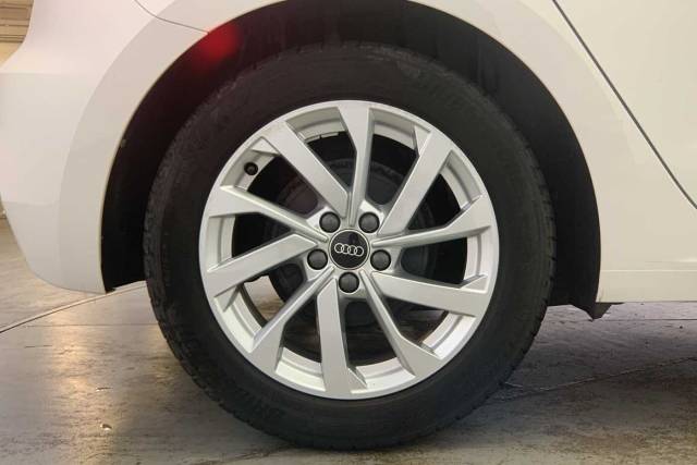 2023 Audi A1 Sportback 1.0 Sport 25 TFSI  95 PS 5-speed