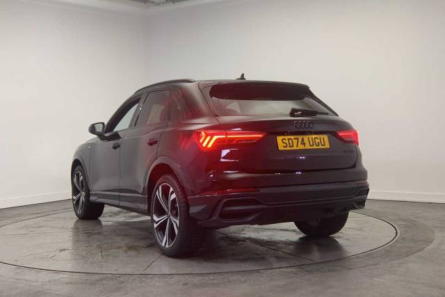 2024 Audi Q3 1.5 Black Edition 35 TFSI  150 PS S tronic