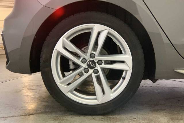2022 Audi A1 Sportback 1.0 S line 30 TFSI  110 PS 6-speed