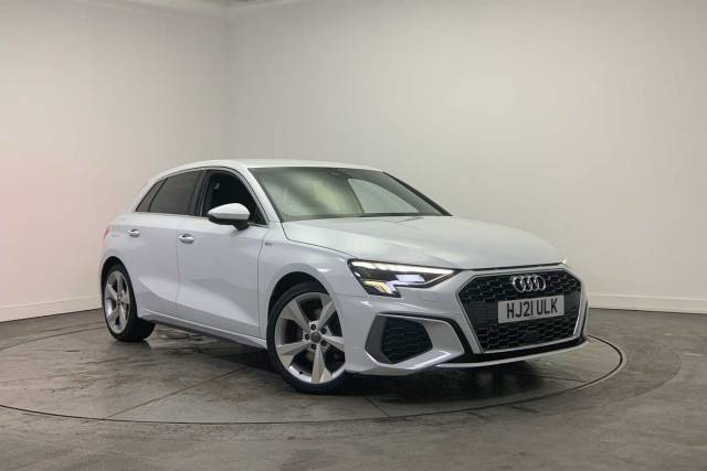 Audi A3 Sportback 2.0 S line 35 TDI  150 PS S tronic Hatchback Diesel Glacier White Metallic