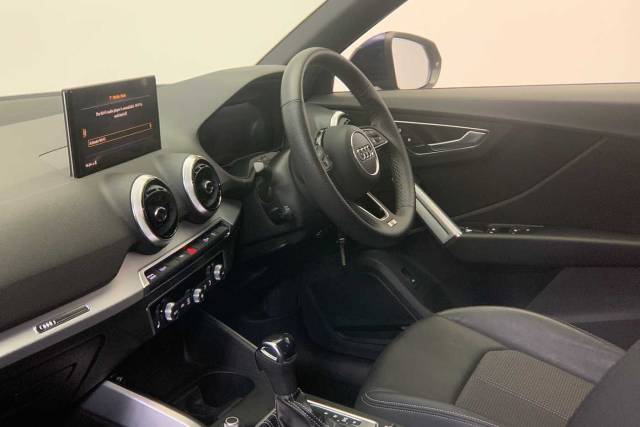 2022 Audi Q2 1.5 S line 35 TFSI  150 PS S tronic