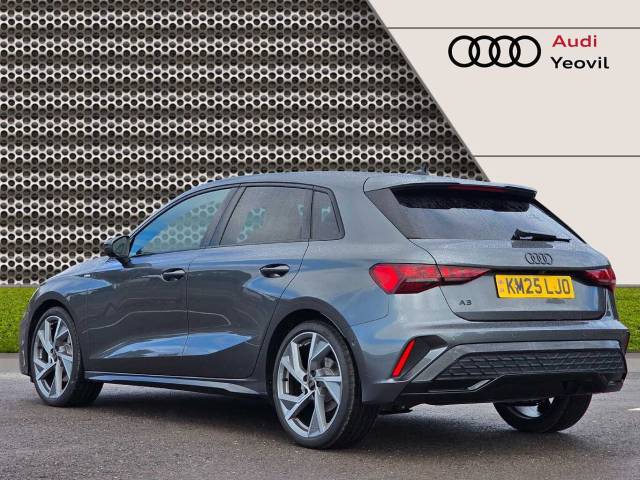 2025 Audi A3 Sportback 1.5 Black Edition 35 TFSI  150 PS S tronic