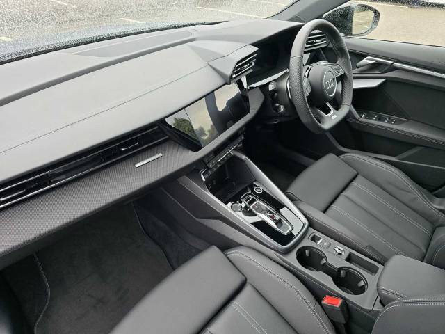 2025 Audi A3 Sportback 1.5 Black Edition 35 TFSI  150 PS S tronic