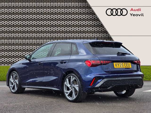 2025 Audi A3 Sportback 1.5 Black Edition 35 TFSI  150 PS S tronic