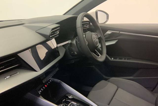 2025 Audi A3 Sportback 1.5 Sport 35 TFSI  150 PS S tronic