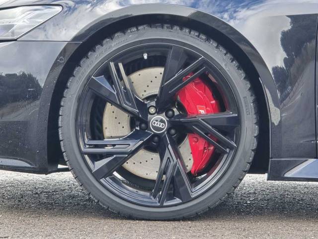 2020 Audi RS6 Avant 4.0 RS 6 Avant Carbon Black   600 PS tiptronic