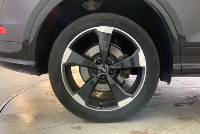 2019 Audi Q5 2.0 Black Edition 40 TDI quattro 190 PS S tronic