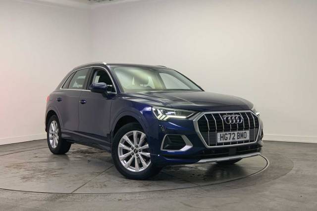 Audi Q3 1.5 Sport 35 TFSI  150 PS S tronic 4x4 vehicle Petrol Navarra blue, metallic
