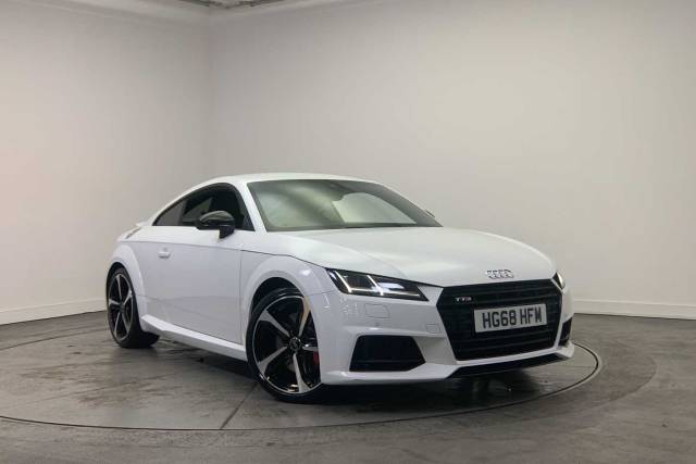 Audi TT S Coup- Black Edition 2.0 TFSI quattro 310 PS S tronic Coupe Petrol Ibis White