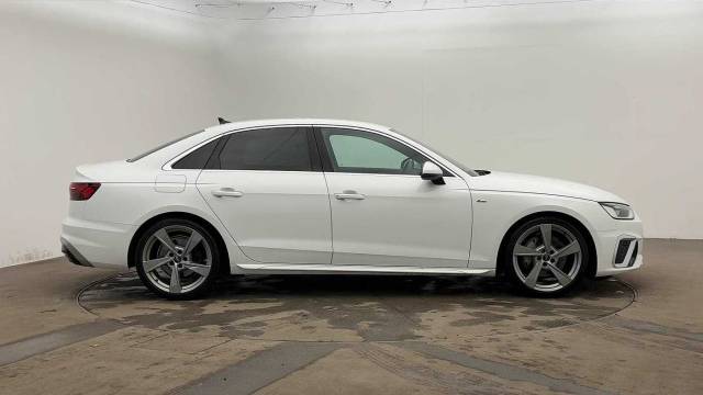 2022 Audi A4 Saloon 2.0 S line 40 TFSI  204 PS S tronic