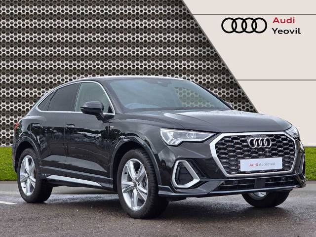 Audi Q3 Sportback 1.5 S line 35 TFSI  150 PS S tronic Hatchback Petrol Mythos black, metallic