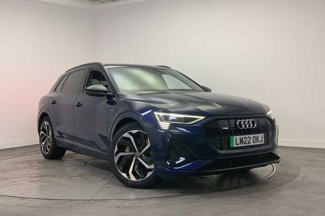 Audi E-tron Black Edition 55 quattro 300,00 kW 4x4 vehicle Electric Navarra Blue Metallic