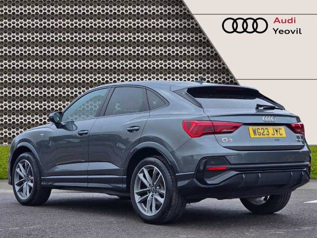 2023 Audi Q3 Sportback 1.5 Black Edition 35 TFSI  150 PS 6-speed