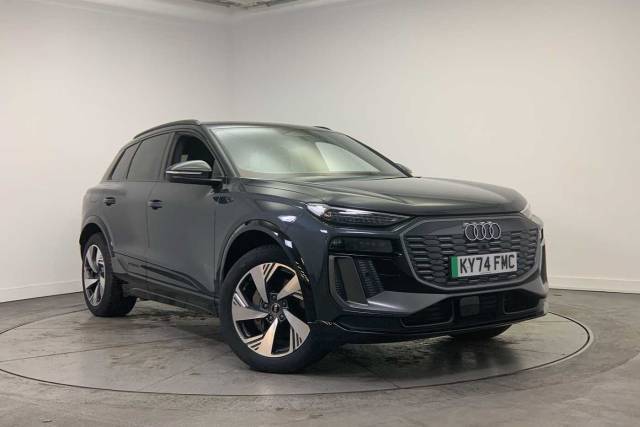 Audi Q4 e-tron Q6 SUV S line e-tron quattro 285,00 kW 4x4 vehicle Electric Manhattan grey, metallic