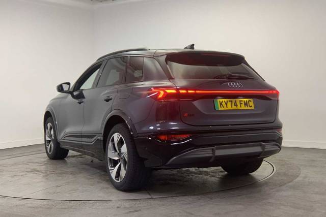 2024 Audi Q4 e-tron Q6 SUV S line e-tron quattro 285,00 kW