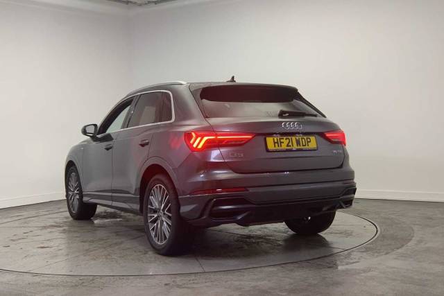 2021 Audi Q3 2.0 S line 35 TDI  150 PS S tronic