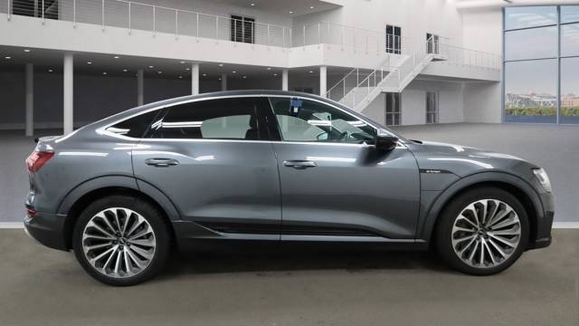 2021 Audi e-tron Sportback Sportback S line 55 quattro 300,00 kW