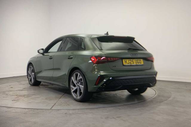 2025 Audi A3 Sportback 1.5 Black Edition 35 TFSI  150 PS S tronic