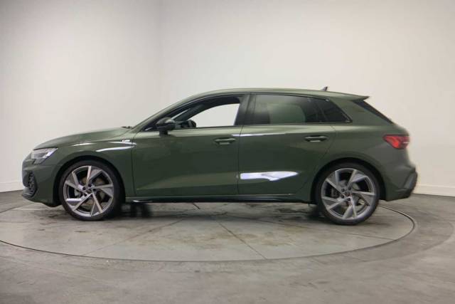 2025 Audi A3 Sportback 1.5 Black Edition 35 TFSI  150 PS S tronic
