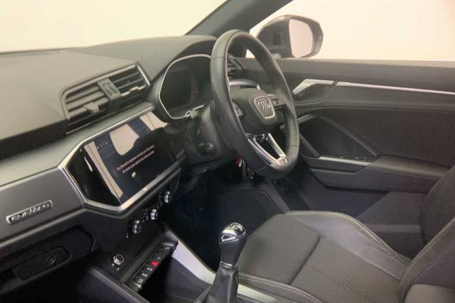 2020 Audi Q3 2.0 S line 35 TDI quattro 150 PS 6-speed