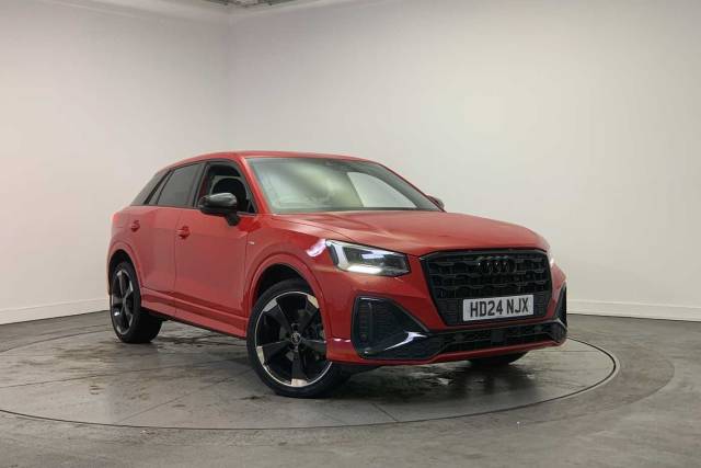 Audi Q2 1.5 Black Edition 35 TFSI  150 PS 6-speed 4x4 vehicle Petrol Progressive Red Metallic