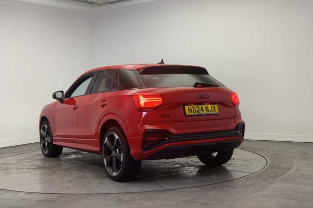 2024 Audi Q2 1.5 Black Edition 35 TFSI  150 PS 6-speed