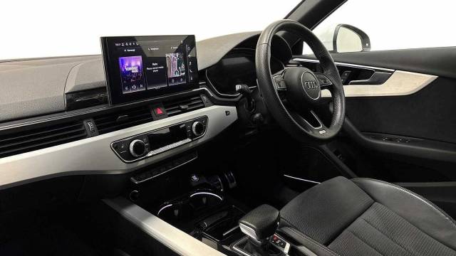 2023 Audi A4 Avant 2.0 Avant S line 35 TFSI  150 PS S tronic